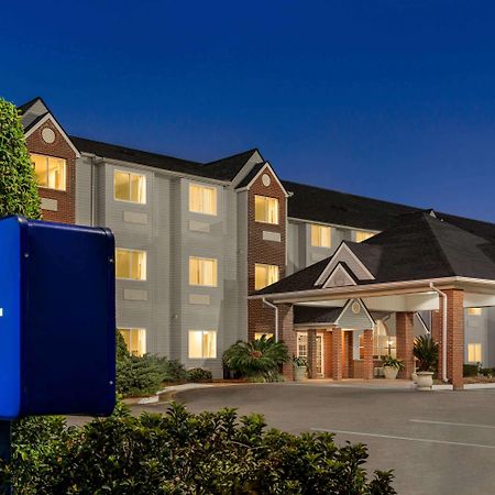 Microtel Inn & Suites By Wyndham Tifton Exteriör bild