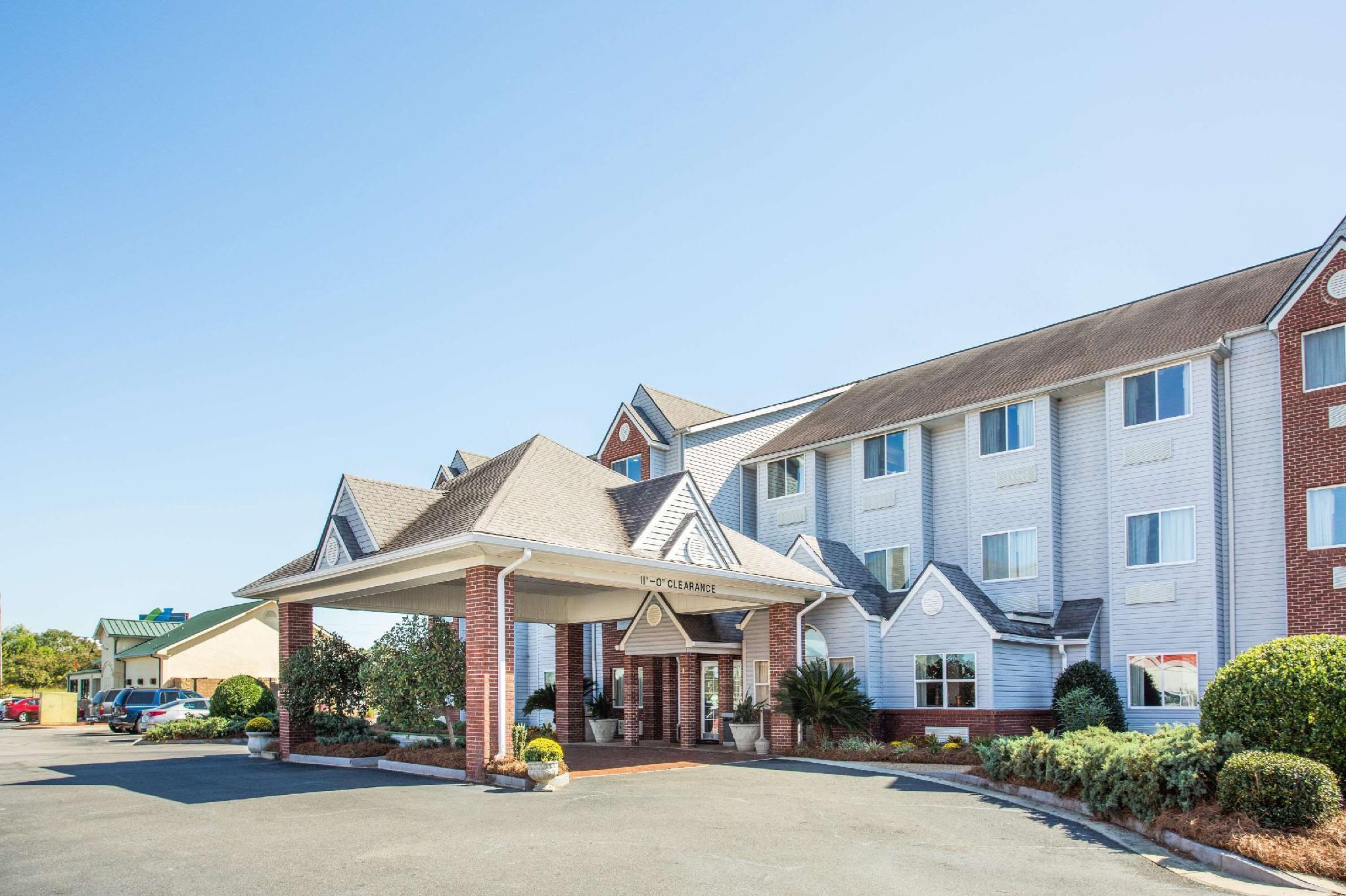 Microtel Inn & Suites By Wyndham Tifton Exteriör bild