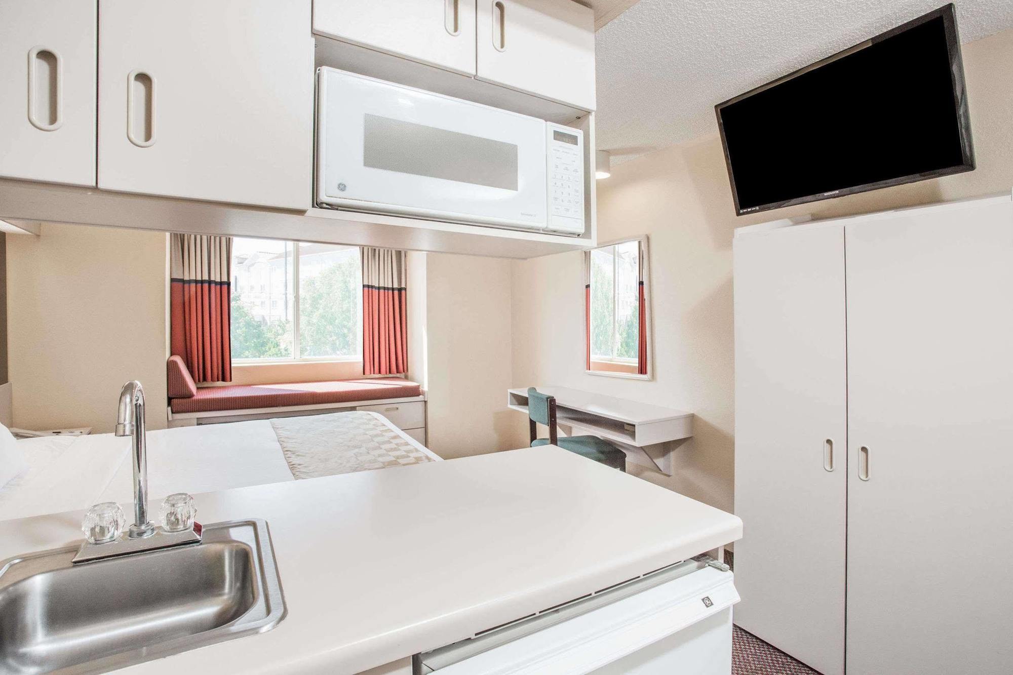 Microtel Inn & Suites By Wyndham Tifton Exteriör bild
