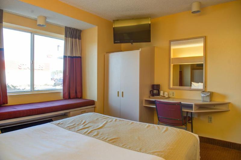 Microtel Inn & Suites By Wyndham Tifton Exteriör bild